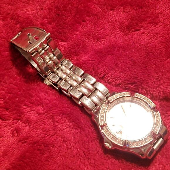 GUESS Waterpro Crystal Embellished Silvertone‎ Sports Divers Watch G75511M - Picture 4 of 9